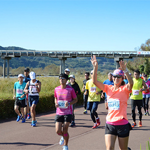 圧巻の大エイド「しまだ大井川マラソンinリバティ」締切間近！