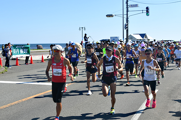 力走する川内選手（過去大会より）