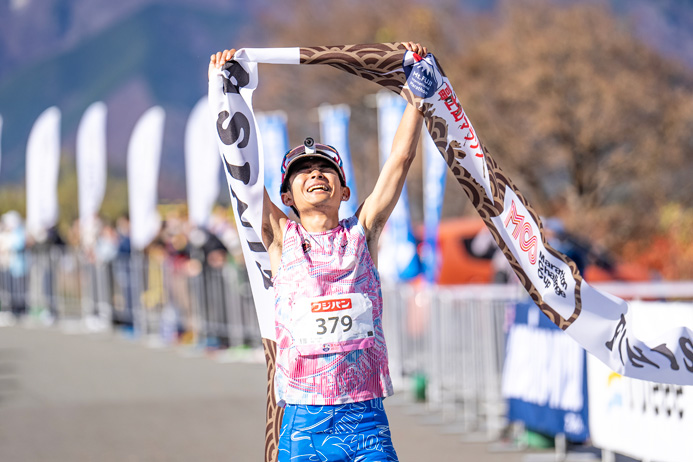 男子優勝の甲斐大貴さん