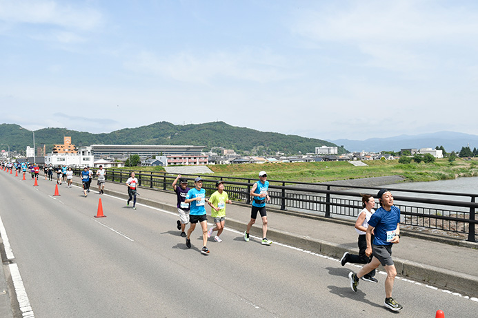 ハーフは4度阿武隈川を渡る