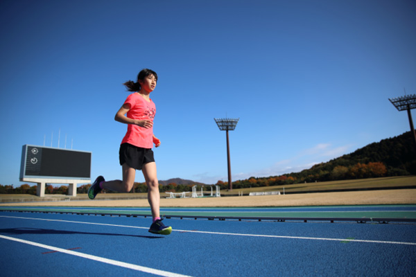 素足のはき心地と高サポート力のソックスが誕生。ただいま、限定クーポン進呈中！(PR)