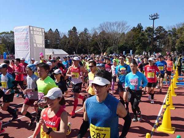 スタート時間は午前9時30分。都内から1時間前後とアクセスがよく関東圏なら日帰り参加できる