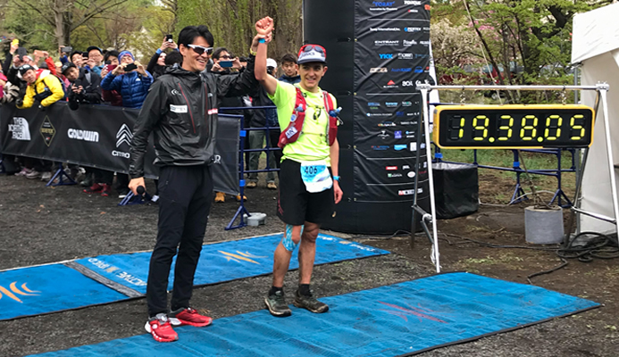 UTMB3回優勝経験を持つグザビエ・テベナールが優勝