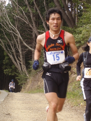 2009年青梅高水山トレイルラン（30㎞）では2時間12分6秒で3位