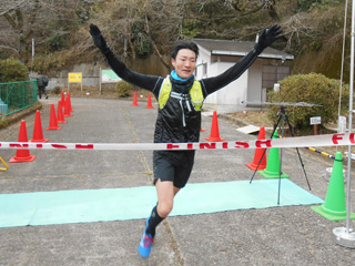 30kmの部は信貴山口駅から徒歩20分ほどの「西信貴ケーブル高安山駅前」にゴール！